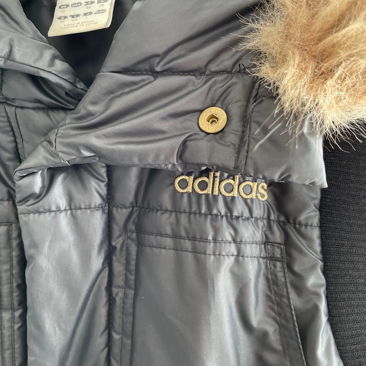 adidas アディダス ベスト 金黒 00′s Y2K ビンテージ ファー adidas アディダス ベスト 金黒 00′s Y2K ビンテージ ファー
