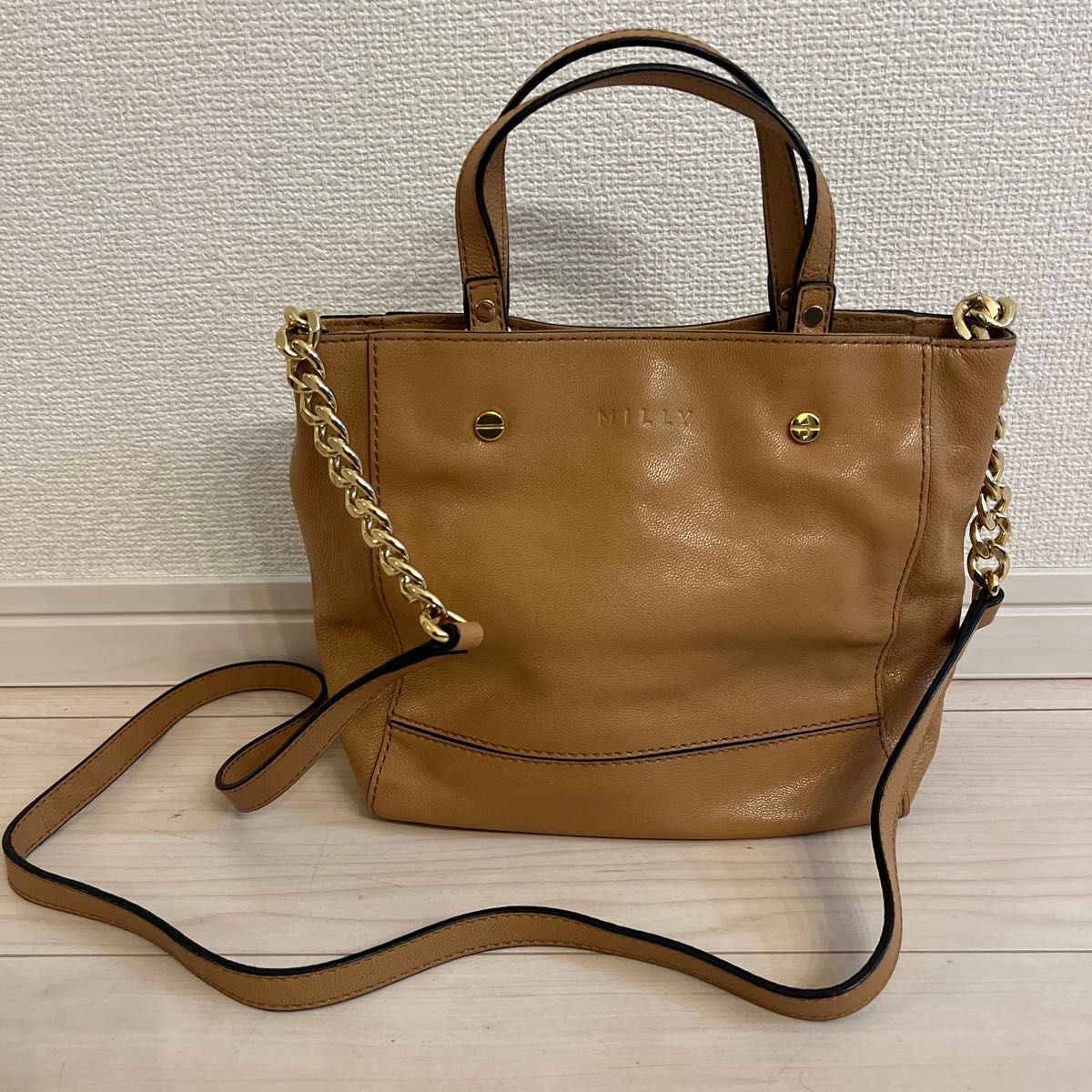 美品 MILLY ハンドバッグ ショルダーバッグ|Yahoo!フリマ(旧 美品 MILLY ハンドバッグ ショルダーバッグ|Yahoo!フリマ(旧