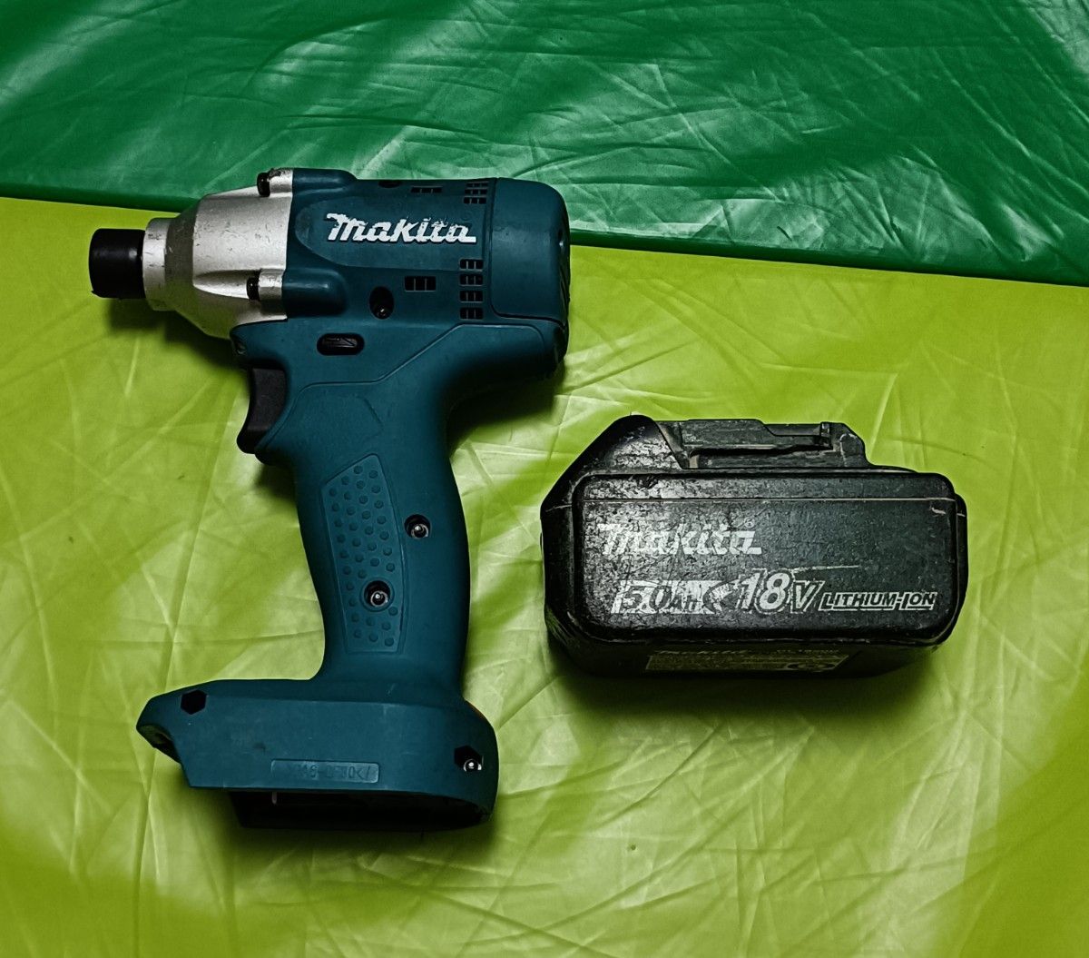 マキタ 1makita 充電式インパクトドライバ TD103D 14 4V 純正品 マキタ 1makita 充電式インパクトドライバ TD103D 14 4V 純正品
