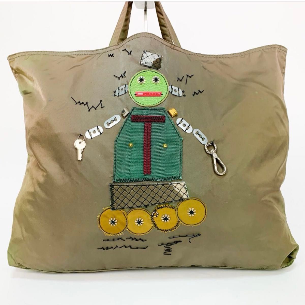 PRADA プラダ トートバッグ ロボット 刺繍 オリーブ グリーン PRADA プラダ トートバッグ ロボット 刺繍 オリーブ グリーン