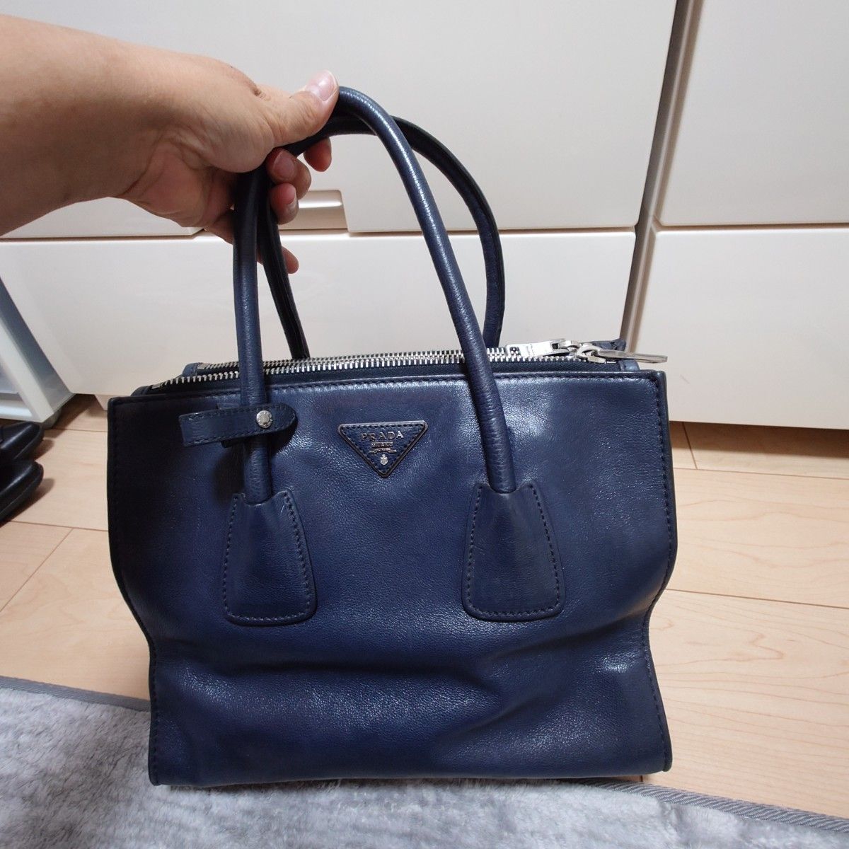 PRADA プラダ BN2169 ロゴプレートハンドバッグ ネイビー|Yahoo PRADA プラダ BN2169 ロゴプレートハンドバッグ ネイビー|Yahoo