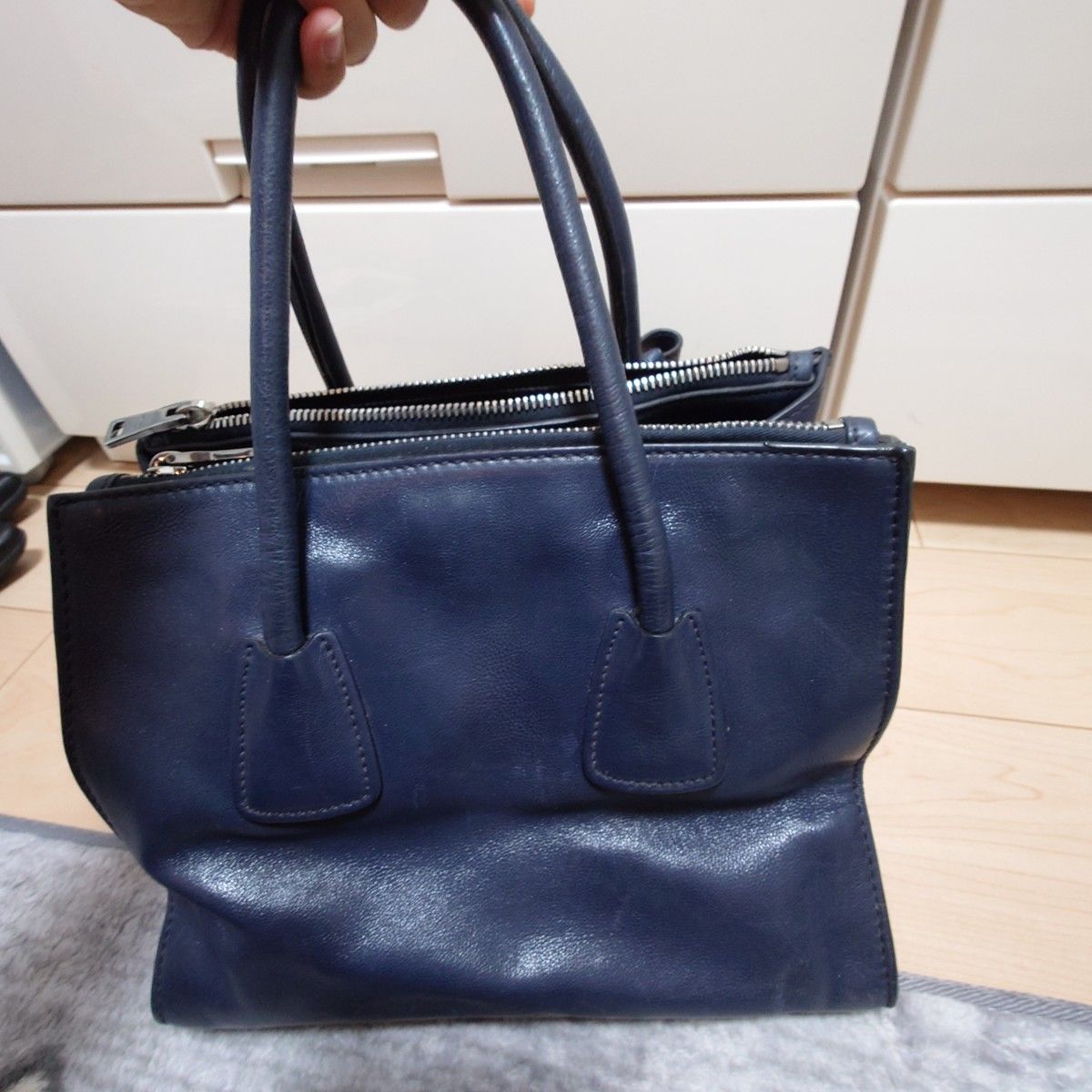 PRADA プラダ BN2169 ロゴプレートハンドバッグ ネイビー|Yahoo PRADA プラダ BN2169 ロゴプレートハンドバッグ ネイビー|Yahoo