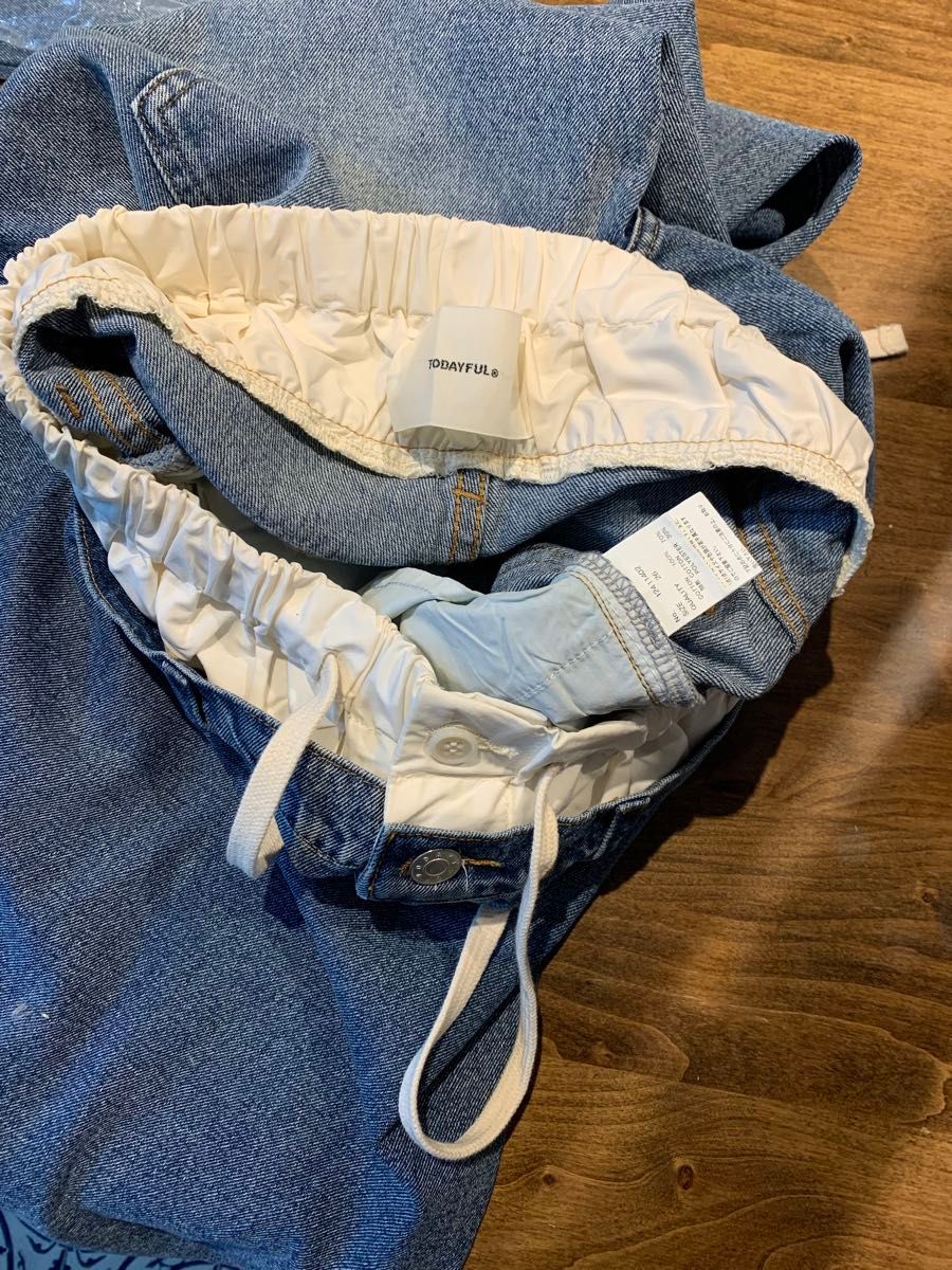 TODAYFUL Layered Waist Denim 新品未使用 完売品 25サイズ TODAYFUL Layered Waist Denim 新品未使用 完売品 25サイズ