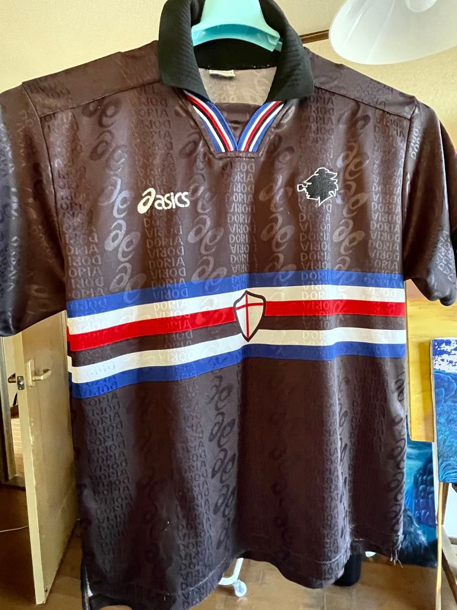 サンプドリア 90年代3rdユニフォーム 希少品 黒 アシックス サンプドリア 90年代3rdユニフォーム 希少品 黒 アシックス