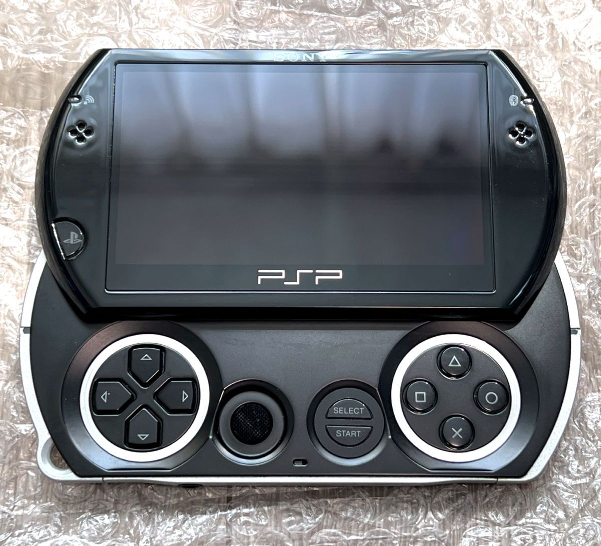 本体美品・動作確認済み〉PSP go 本体 PSP-N1000 ピアノブラック 本体美品・動作確認済み〉PSP go 本体 PSP-N1000 ピアノブラック
