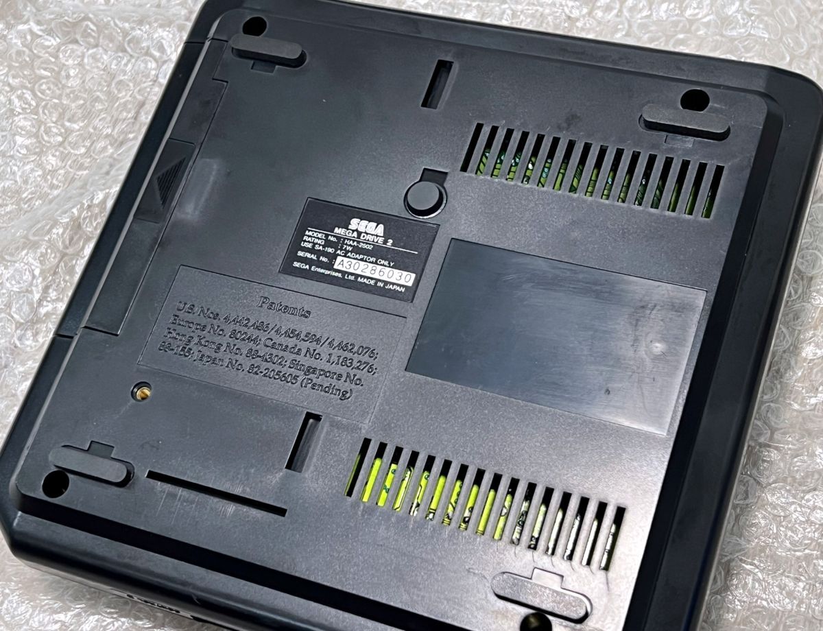 良品・動作確認済み〉MD MD2 メガドライブ2 本体 HAA-2502 良品・動作確認済み〉MD MD2 メガドライブ2 本体 HAA-2502