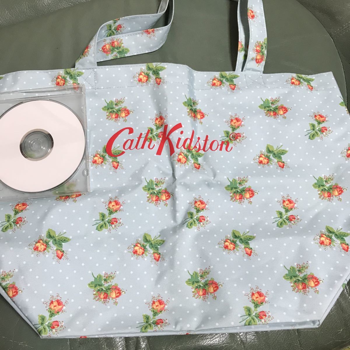 値下げ★ムック★キャスキッドソン　Cath kidston 2点セット　コンパクト　マザーズバッグ　海外旅行　サブバッグ_画像3