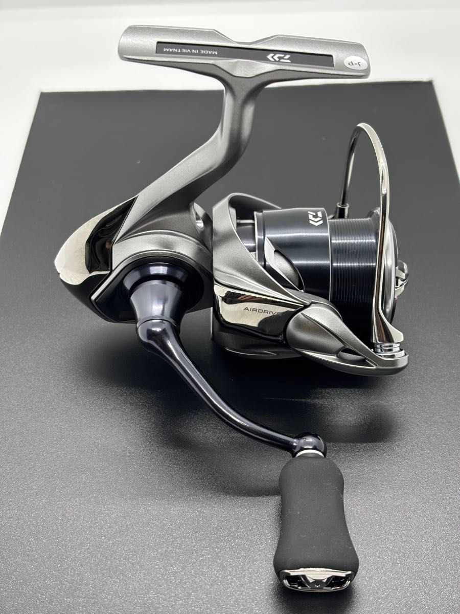 ダイワ 25カルディア FC LT2000S DAIWA リール 極美品 アジング ダイワ 25カルディア FC LT2000S DAIWA リール 極美品 アジング