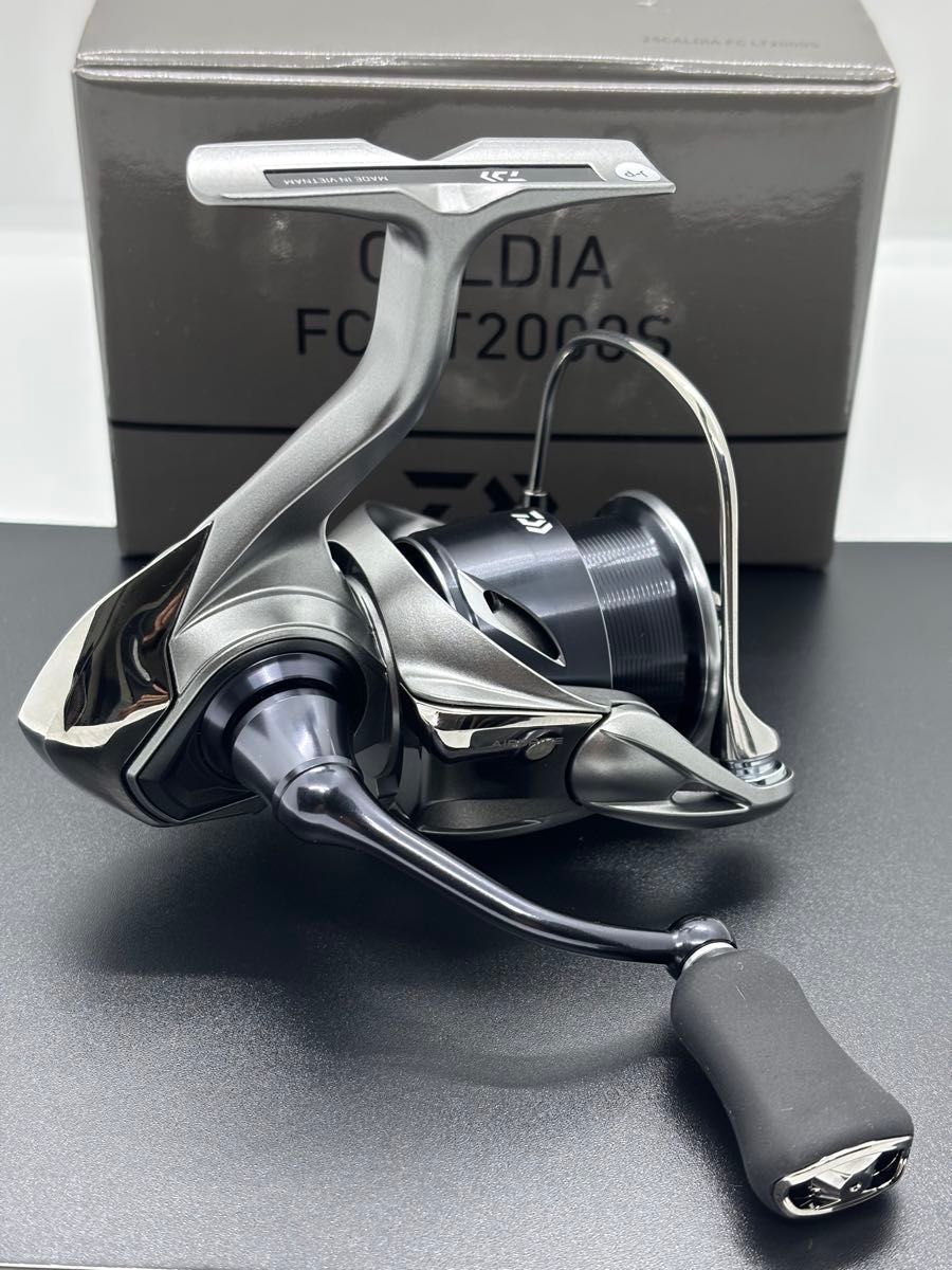 ダイワ 25カルディア FC LT2000S DAIWA リール 極美品 アジング ダイワ 25カルディア FC LT2000S DAIWA リール 極美品 アジング