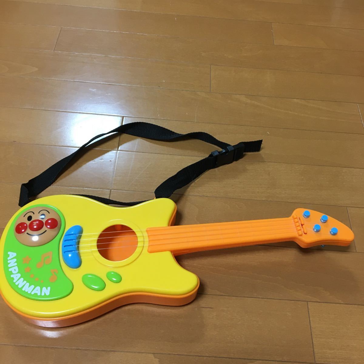 Paypayフリマ 楽器玩具 アンパンマンギター