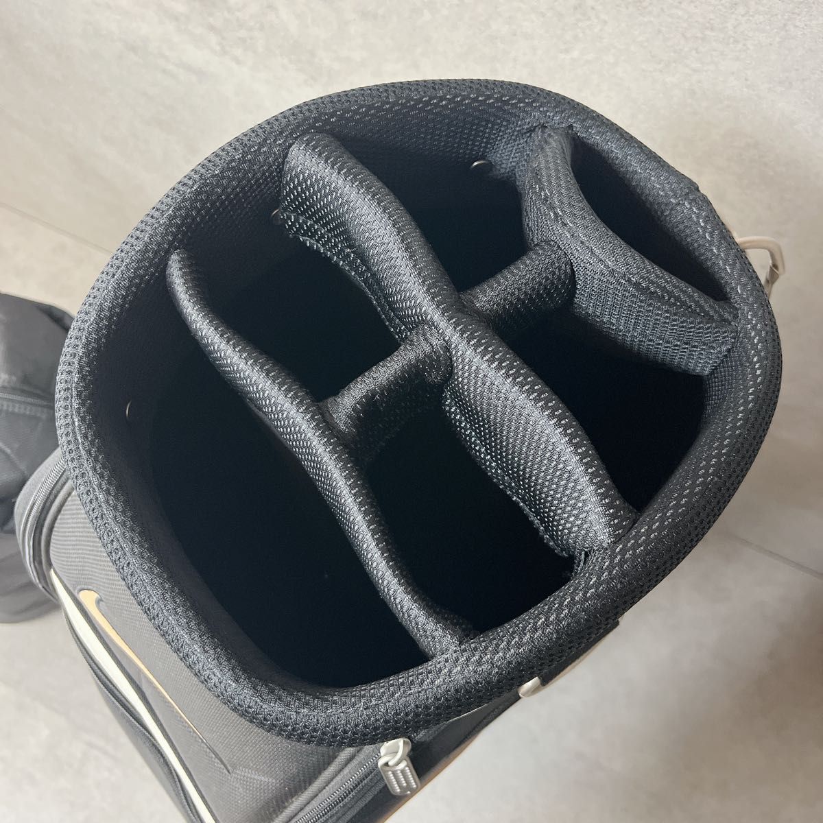 NIKE ナイキ キャディバッグ ゴルフバッグ 6分割 廃盤 希少 NIKE ナイキ キャディバッグ ゴルフバッグ 6分割 廃盤 希少