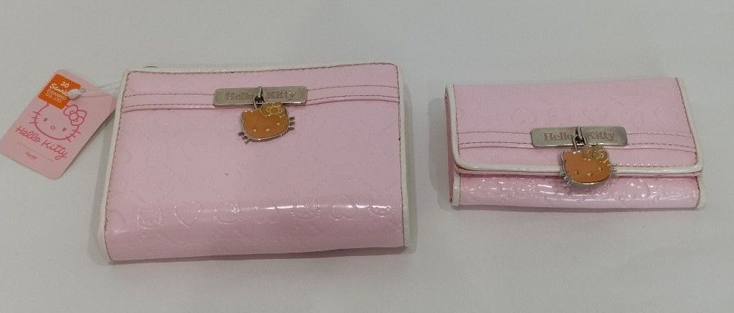 ハローキティ SANRIO サンリオ 2つ折り財布 キーケース キティ ハローキティ SANRIO サンリオ 2つ折り財布 キーケース キティ
