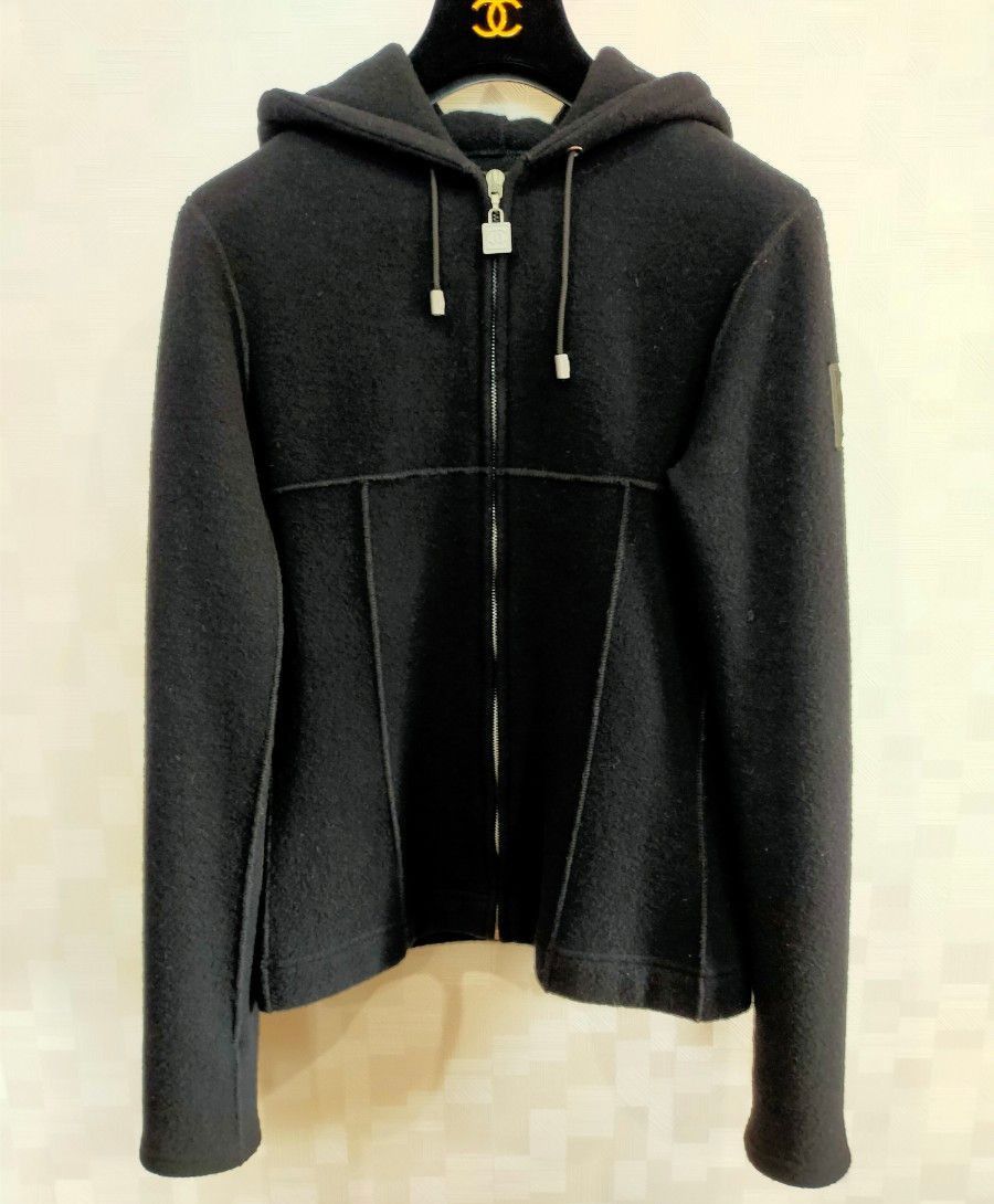 CHANEL シャネル パーカー ジップアップ 長袖 黒 レディース CHANEL シャネル パーカー ジップアップ 長袖 黒 レディース