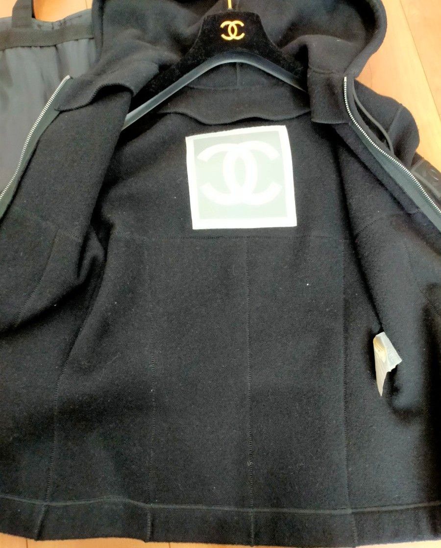CHANEL シャネル パーカー ジップアップ 長袖 黒 レディース CHANEL シャネル パーカー ジップアップ 長袖 黒 レディース