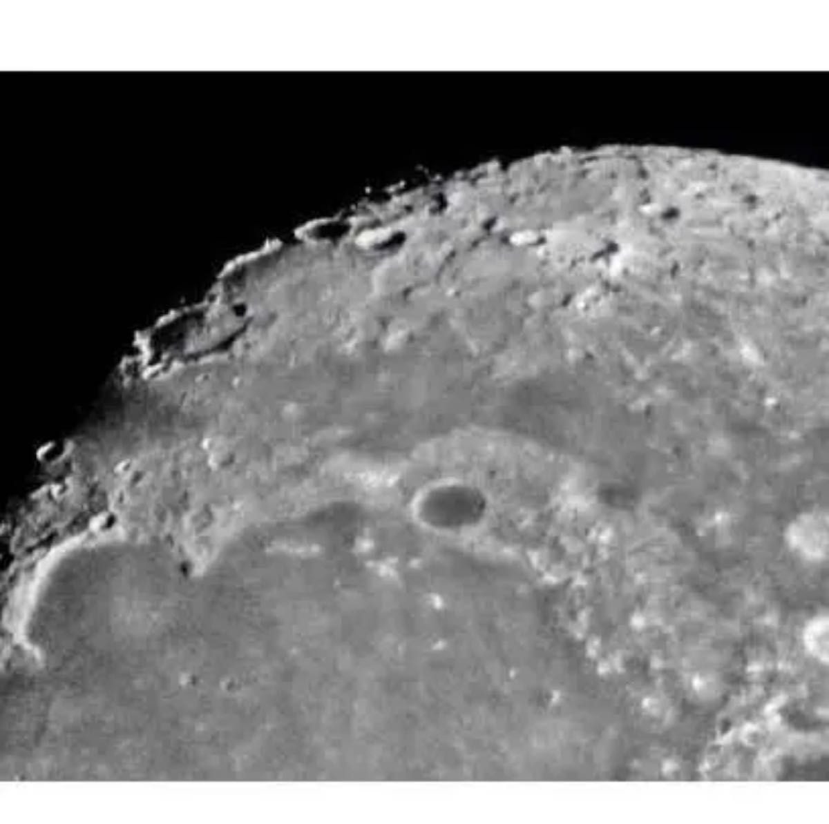 Canon一眼レフ用 超望遠レンズ 1600mmまでズーム 驚異の長距離 Canon一眼レフ用 超望遠レンズ 1600mmまでズーム 驚異の長距離