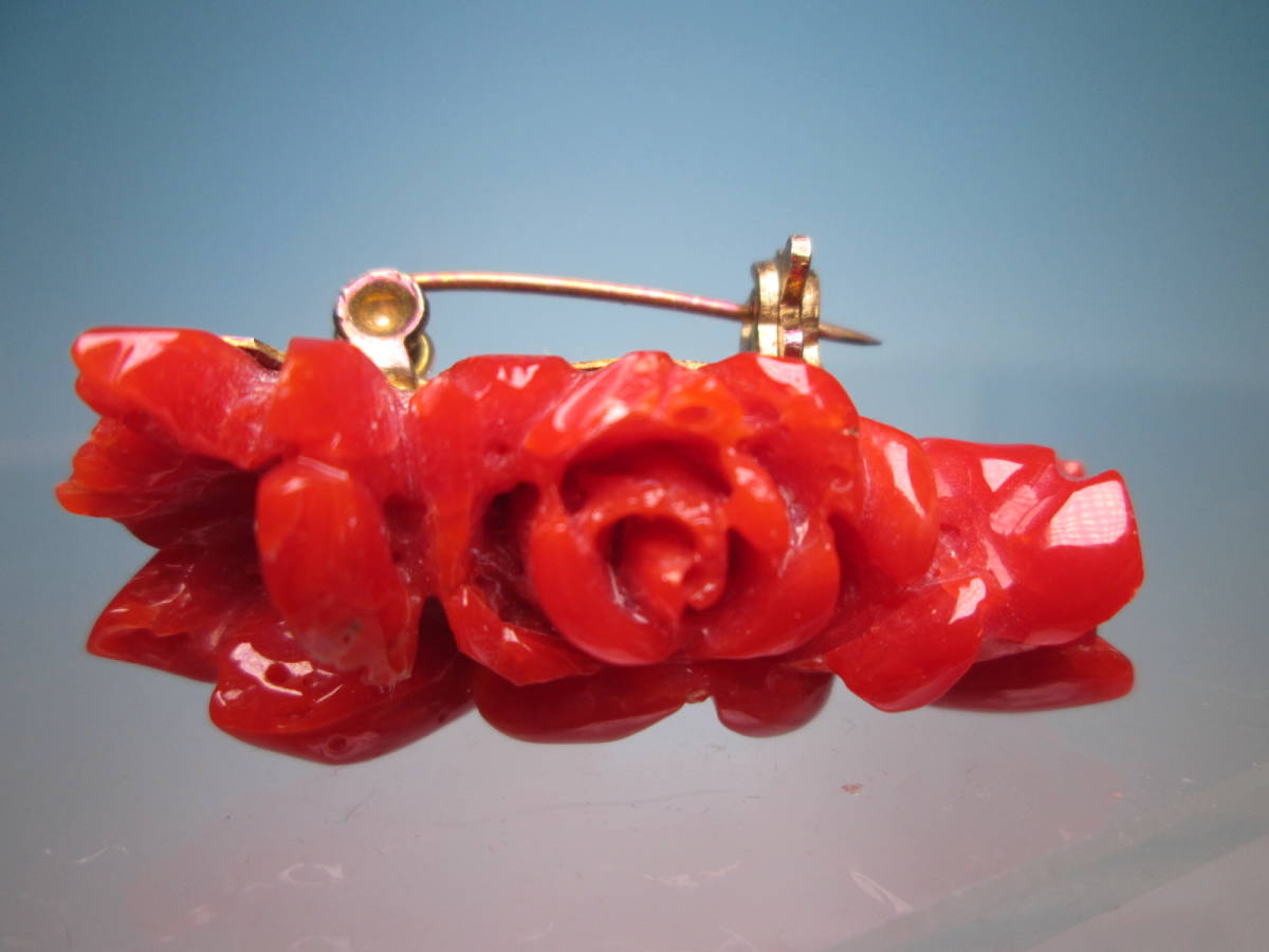 江月】アンティーク・本珊瑚 血赤珊瑚の薔薇彫刻のブローチ 8g-