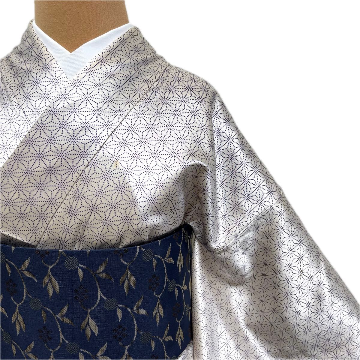A0114】着物 小紋 袷 ピンク紫 正絹 対象身長~155㎝ 光沢生地 A0114】着物 小紋 袷 ピンク紫 正絹 対象身長~155㎝ 光沢生地