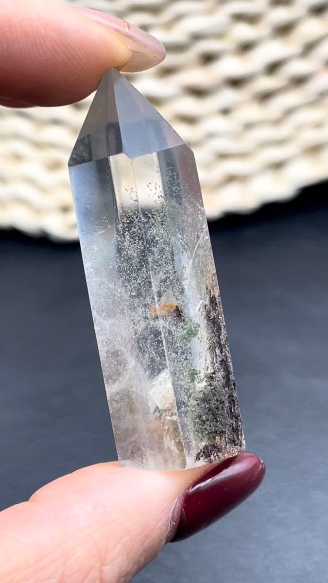 天然ガーデンクォーツ 庭園水晶 六角柱 ポイント