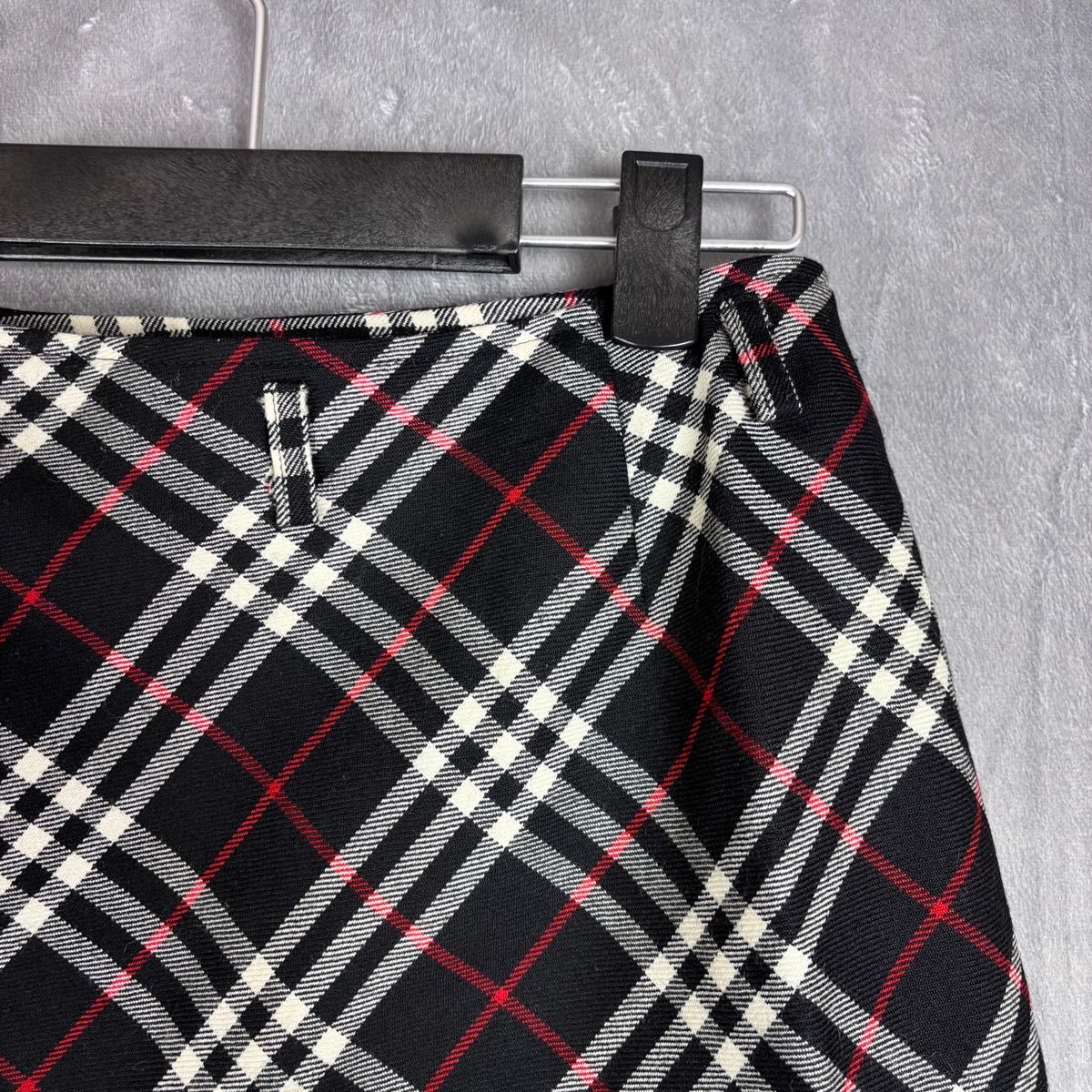 b42【バーバリー】【ノバチェック】【美品】Burberry スカート36 b42【バーバリー】【ノバチェック】【美品】Burberry スカート36