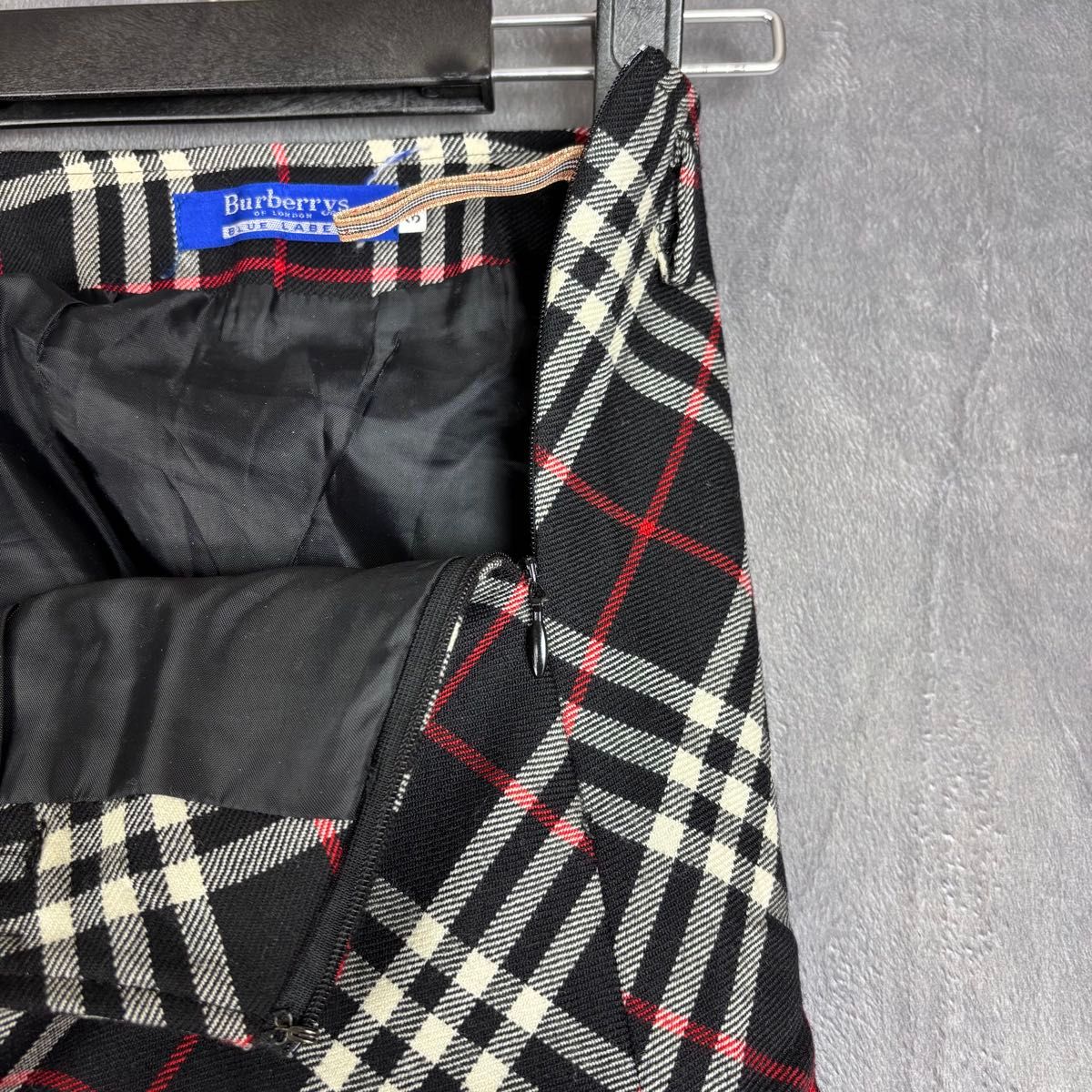 b42【バーバリー】【ノバチェック】【美品】Burberry スカート36 b42【バーバリー】【ノバチェック】【美品】Burberry スカート36