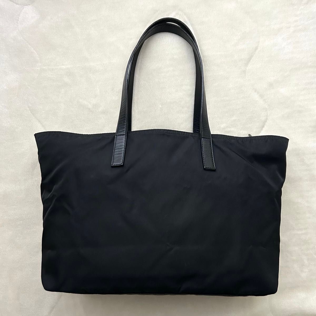 PRADA プラダ トートバッグ ナイロン 黒|Yahoo!フリマ(旧 PRADA プラダ トートバッグ ナイロン 黒|Yahoo!フリマ(旧