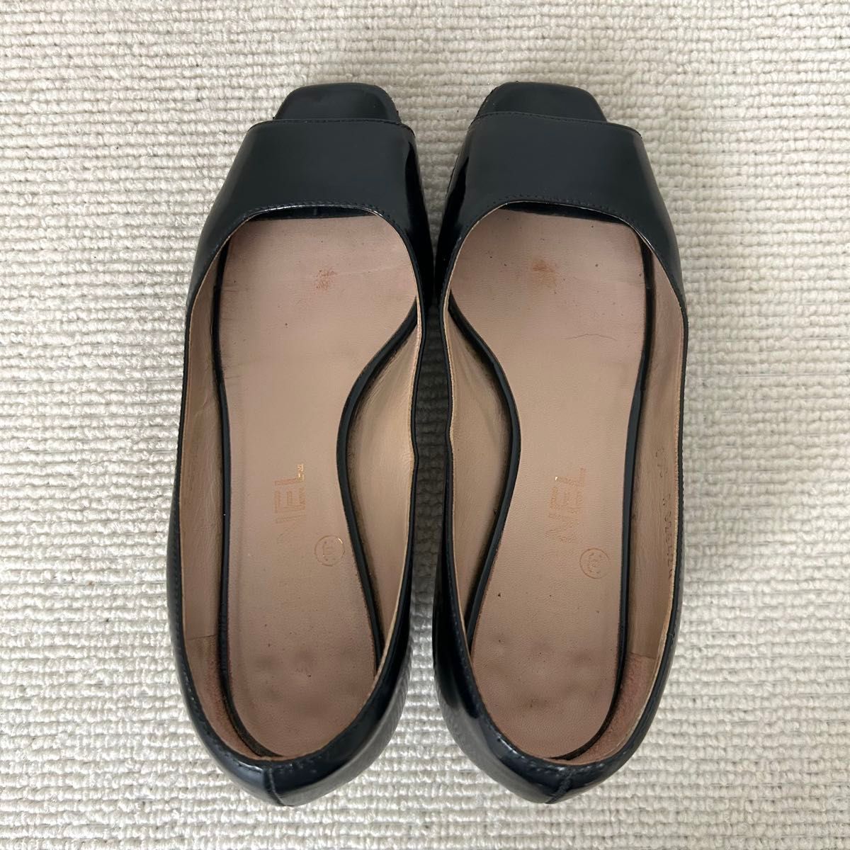 CHANEL シャネル パンプス オープントゥ ココマーク 黒 22cm 35C CHANEL シャネル パンプス オープントゥ ココマーク 黒 22cm 35C