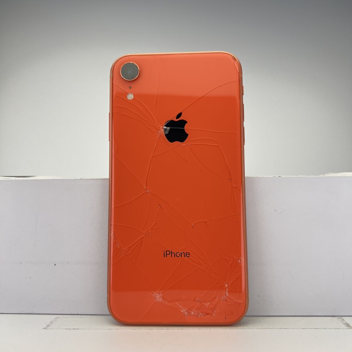 iPhone XR 64GB コーラル SIMフリー 訳あり品 ジャンク 中古本体 iPhone XR 64GB コーラル SIMフリー 訳あり品 ジャンク 中古本体