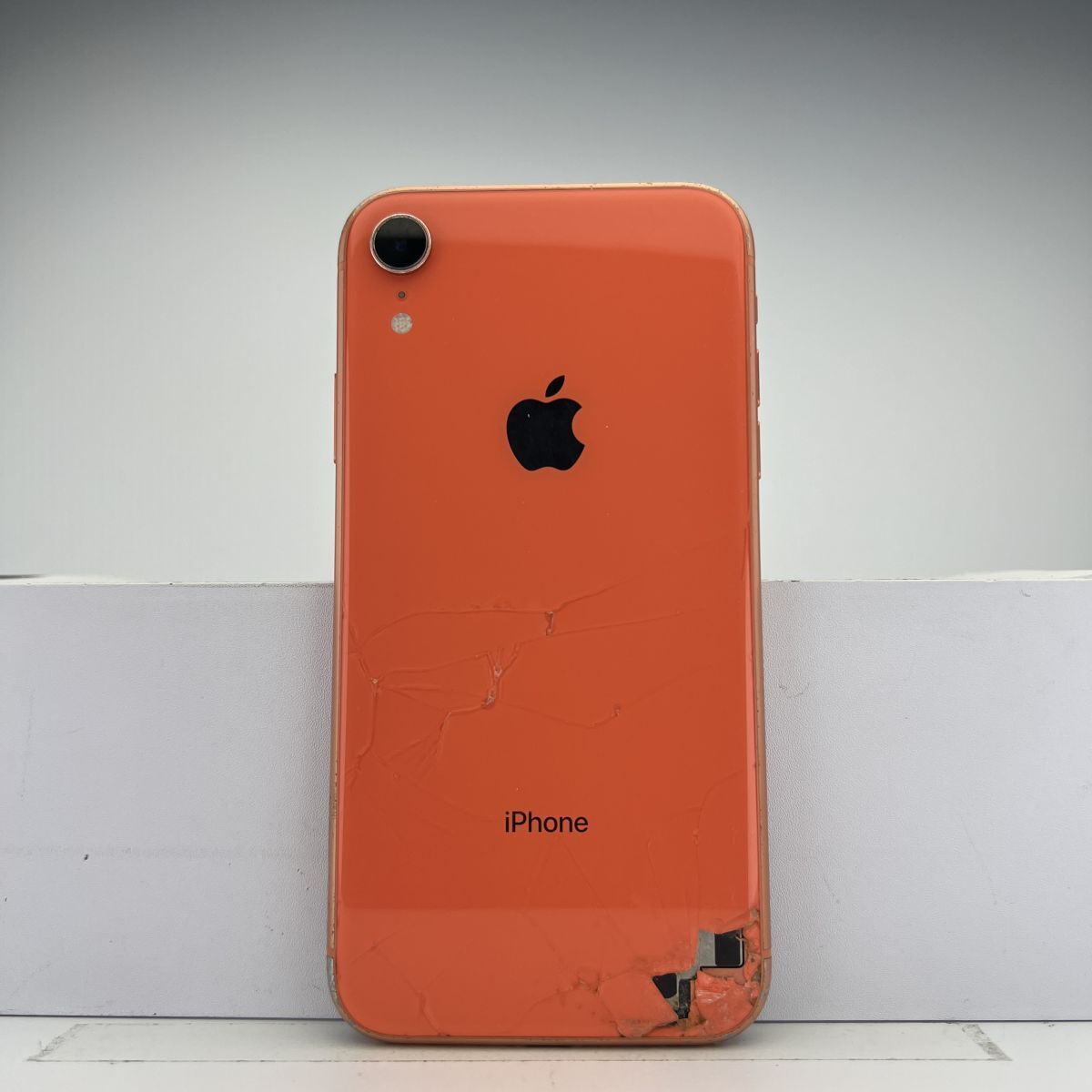 iPhone XR 64GB コーラル SIMフリー 訳あり品 ジャンク 中古本体 iPhone XR 64GB コーラル SIMフリー 訳あり品 ジャンク 中古本体