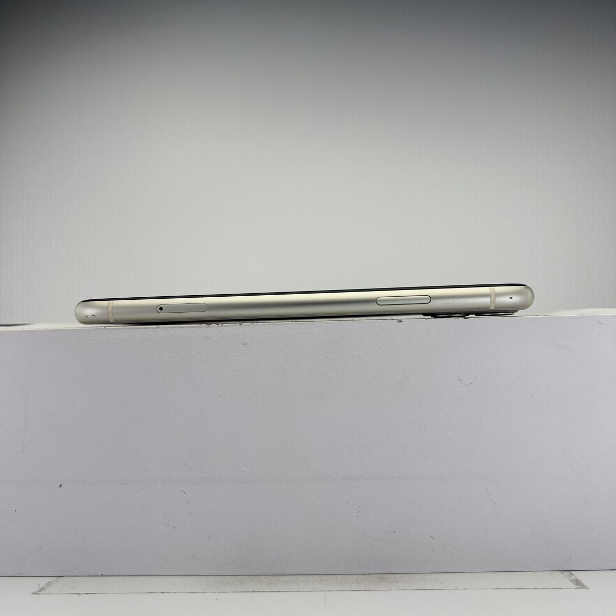 iPhone 11 128GB ホワイト SIMフリー 訳あり品 ジャンク 中古 iPhone 11 128GB ホワイト SIMフリー 訳あり品 ジャンク 中古