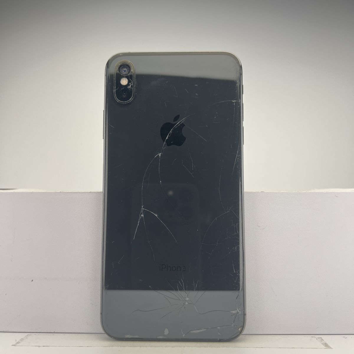 iPhone Xs Max 256GB スペースグレイ SIMフリー 訳あり品 iPhone Xs Max 256GB スペースグレイ SIMフリー 訳あり品