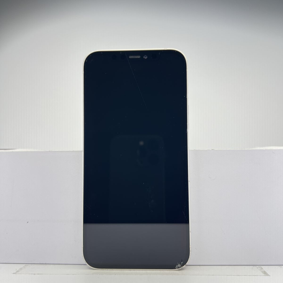 iPhone 12 64GB ホワイト SIMフリー 訳あり品 ジャンク 中古本体 iPhone 12 64GB ホワイト SIMフリー 訳あり品 ジャンク 中古本体