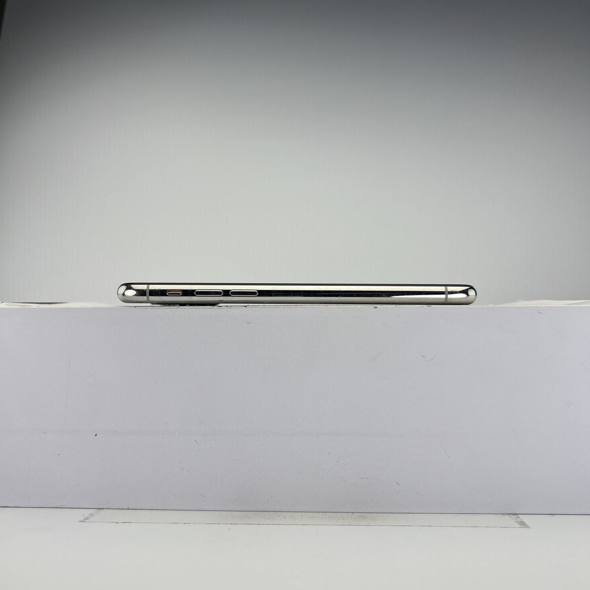 iPhone 11 Pro 256GB シルバー SIMフリー 訳あり品 ジャンク iPhone 11 Pro 256GB シルバー SIMフリー 訳あり品 ジャンク