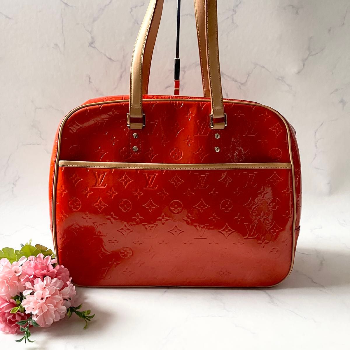 LOUIS VUITTON ルイヴィトン モノグラム サットン ヴェルニ LOUIS VUITTON ルイヴィトン モノグラム サットン ヴェルニ