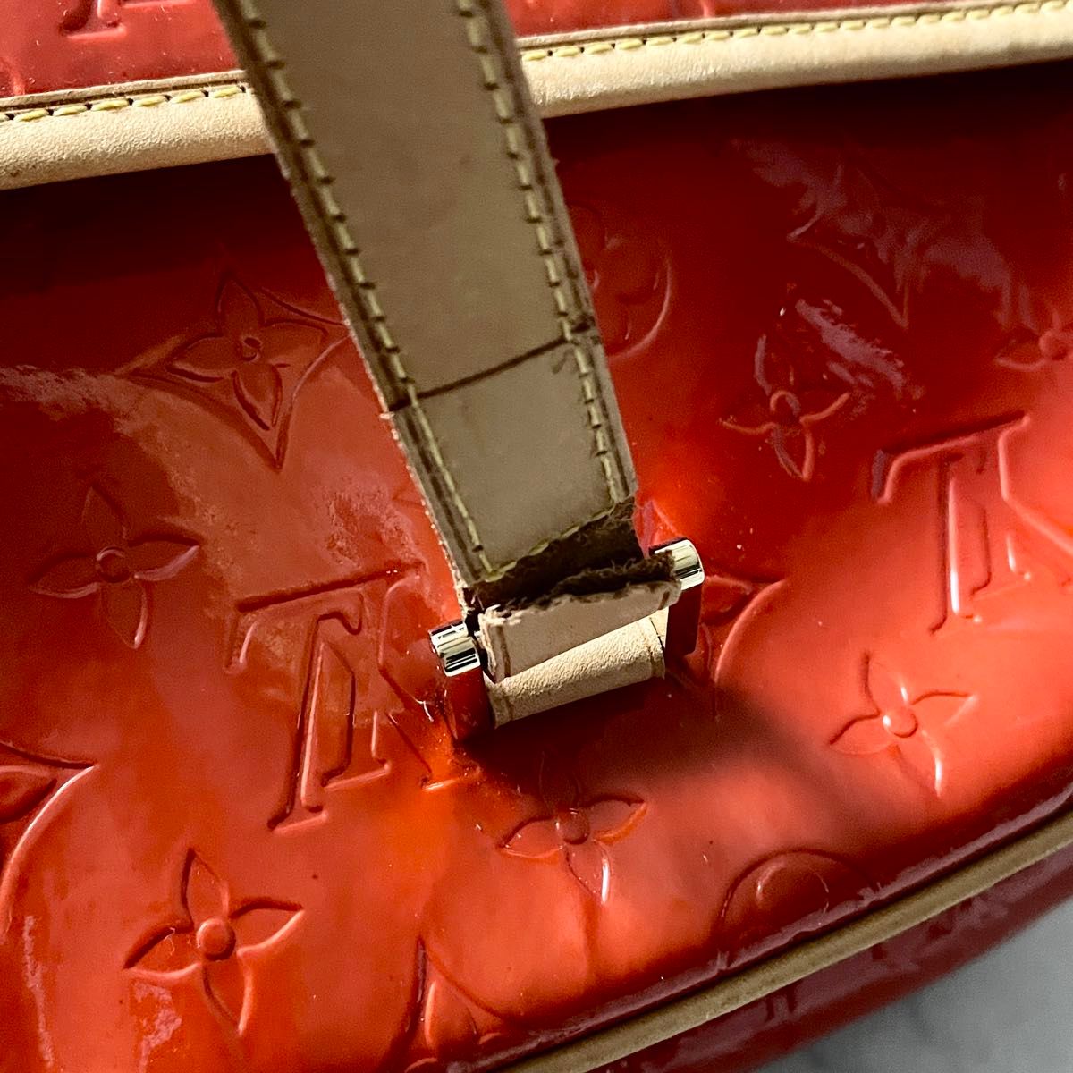 LOUIS VUITTON ルイヴィトン モノグラム サットン ヴェルニ LOUIS VUITTON ルイヴィトン モノグラム サットン ヴェルニ