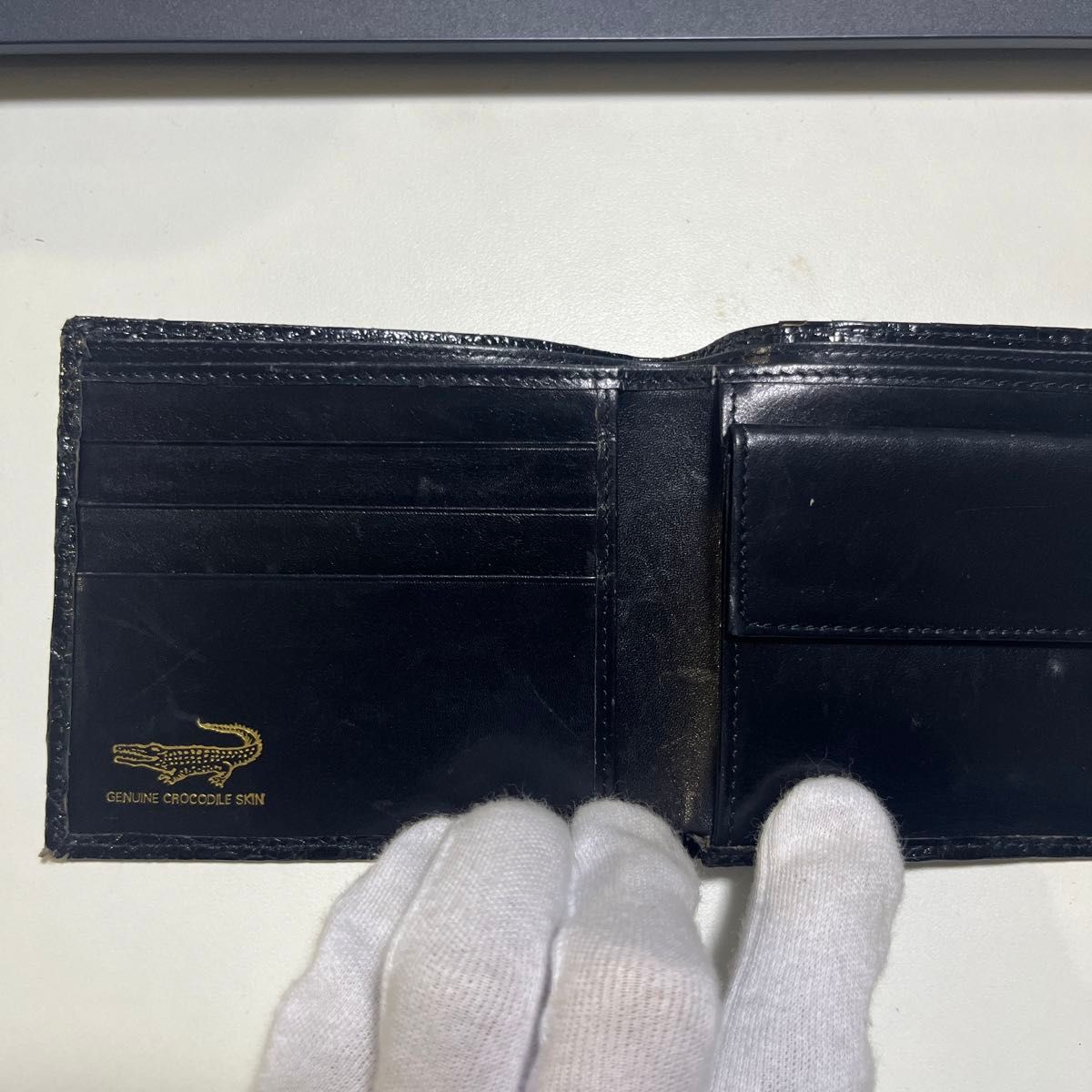 GENUINE CROCODILE SKIN クロコダイルレザー 財布 二つ折り財布 GENUINE CROCODILE SKIN クロコダイルレザー 財布 二つ折り財布