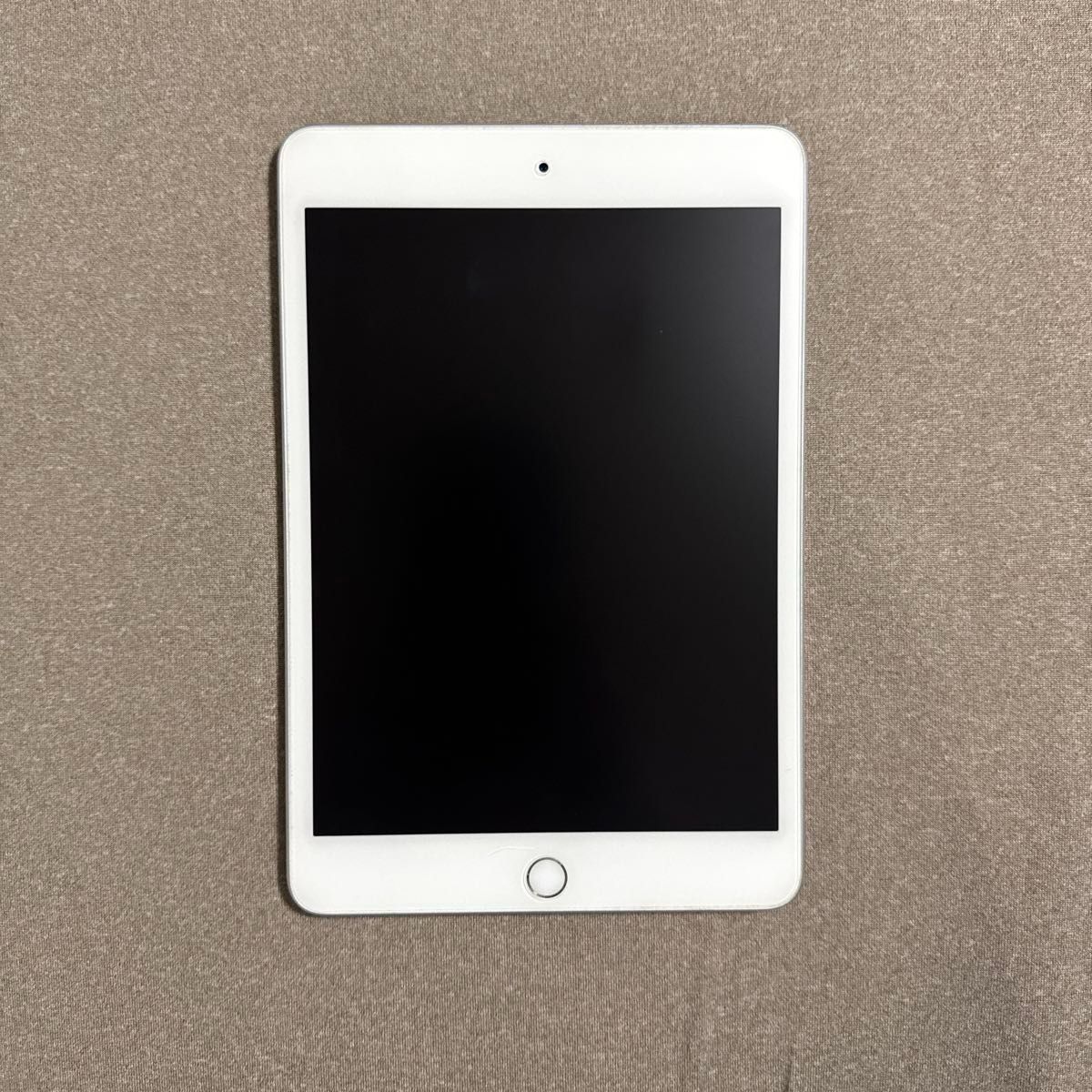 iPad mini 5 Wi-Fi 64GB シルバー 2019年モデル|Yahoo!フリマ iPad mini 5 Wi-Fi 64GB シルバー 2019年モデル|Yahoo!フリマ