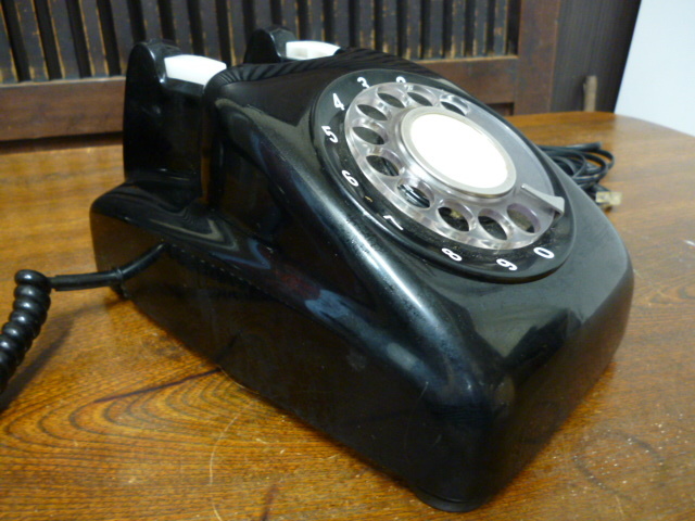昭和レトロ 電話機 600-A2 黒電話 ダイヤル式 インテリア ディスプレイ