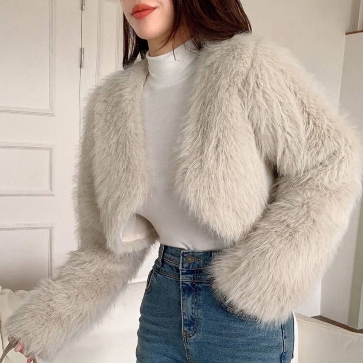 shein ショート丈 ファーコート フェイクファー アイボリー shein ショート丈 ファーコート フェイクファー アイボリー