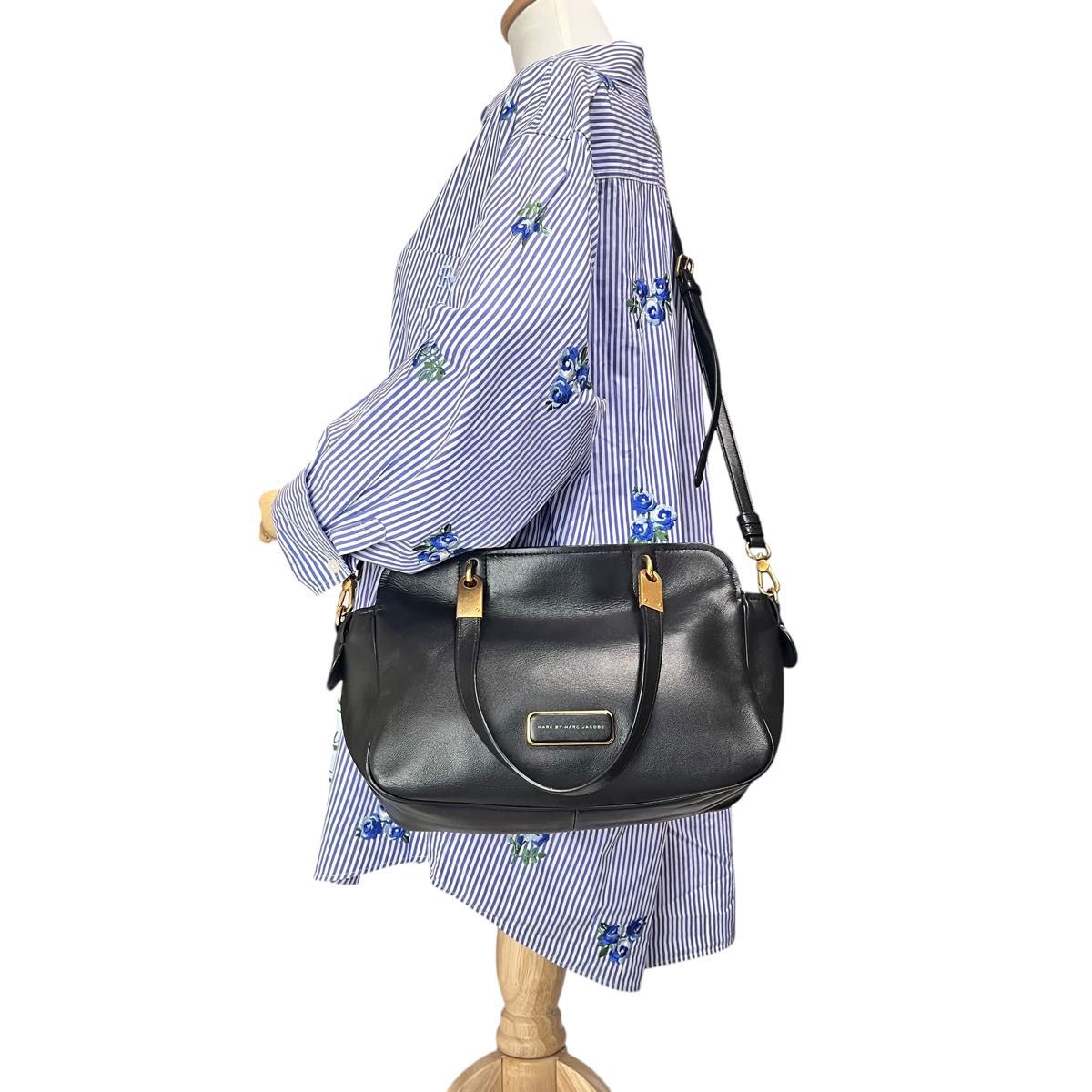 極美品 MARC JACOBS マークジェイコブス 2way ショルダーバッグ 極美品 MARC JACOBS マークジェイコブス 2way ショルダーバッグ