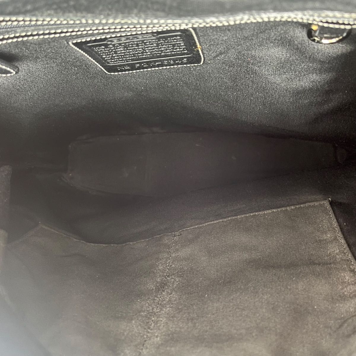 美品 COACH コーチ ショルダーバッグ 斜めがけ クロスボディ 大 美品 COACH コーチ ショルダーバッグ 斜めがけ クロスボディ 大