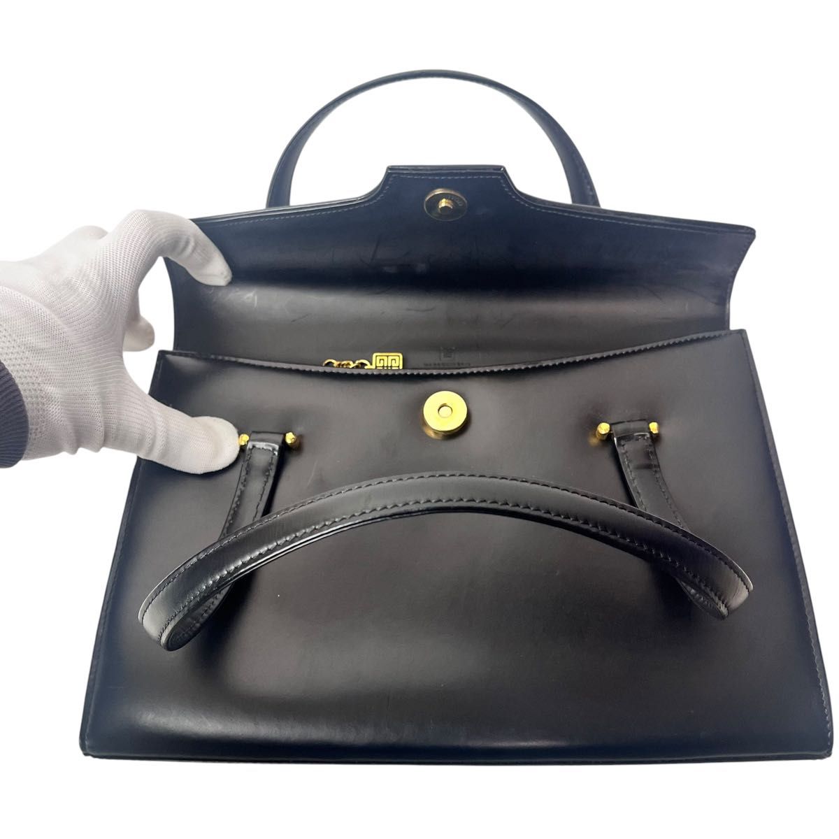 美品 GIVENCHY ジバンシー フォーマルバッグ ハンドバッグ 美品 GIVENCHY ジバンシー フォーマルバッグ ハンドバッグ