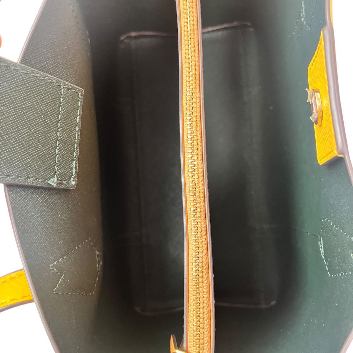 新品同様 TORY BURCH トリーバーチ ショルダーバッグ 2way 本革 新品同様 TORY BURCH トリーバーチ ショルダーバッグ 2way 本革