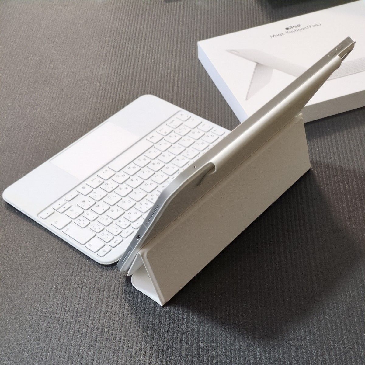 Apple iPad(A16/第10世代)用Magic Keyboard Folio MQDP3J/A Apple iPad(A16/第10世代)用Magic Keyboard Folio MQDP3J/A