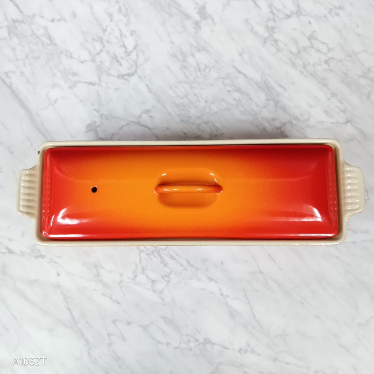 LE CREUSET ルクルーゼ テリーヌ・レクタ オレンジ 32cm 廃盤品 LE CREUSET ルクルーゼ テリーヌ・レクタ オレンジ 32cm 廃盤品