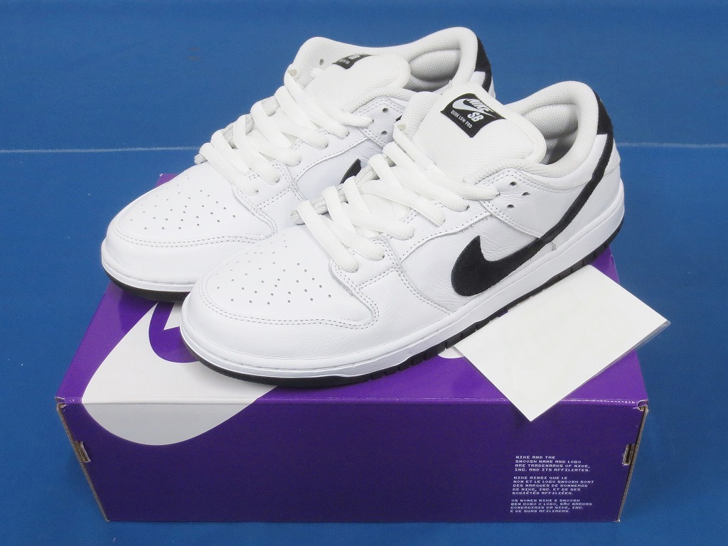 未使用☆NIKE SB DUNK LOW PRO “WHITE/BLACK” 29.5cm HF3704-100 未使用☆NIKE SB DUNK LOW PRO “WHITE/BLACK” 29.5cm HF3704-100