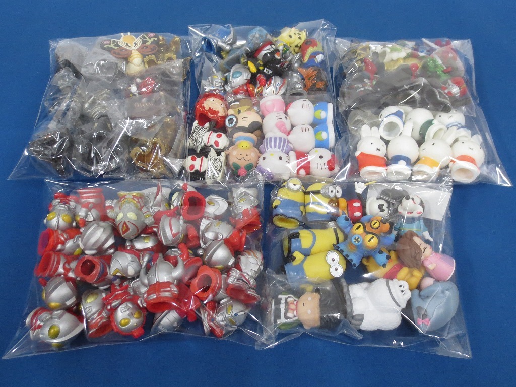 まとめ売り☆指人形 各種 約90点セット <ウルトラマン多め まとめ売り☆指人形 各種 約90点セット <ウルトラマン多め