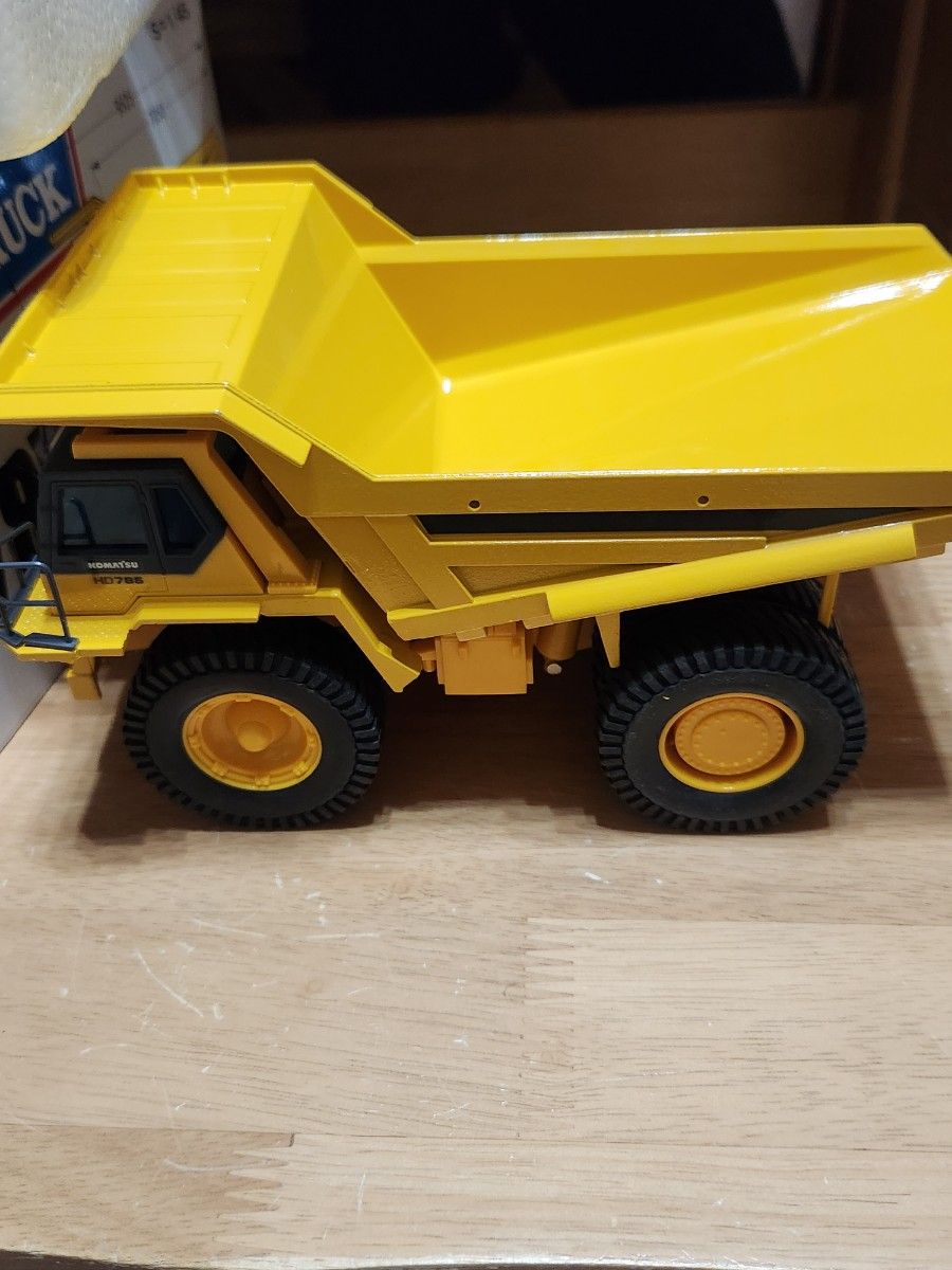 KOMATSU コマツ HD785 コマツダンプ 1/45|Yahoo!フリマ(旧 KOMATSU コマツ HD785 コマツダンプ 1/45|Yahoo!フリマ(旧