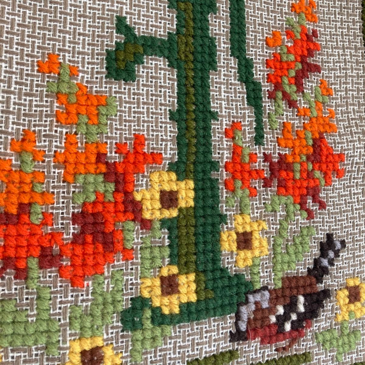 ヴィンテージ タペストリー 刺繍 ししゅう 北欧 毛糸刺繍 水場の ヴィンテージ タペストリー 刺繍 ししゅう 北欧 毛糸刺繍 水場の