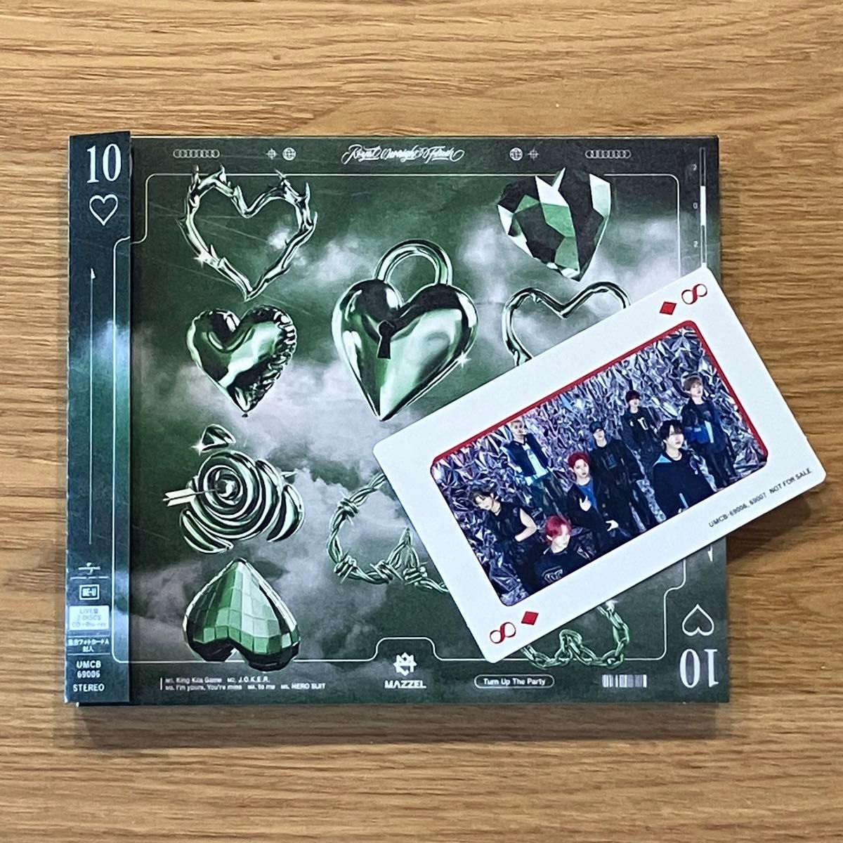 MAZZEL Royal Straight Flush【LIVE盤】(CD+Blu-ray+集合フォト MAZZEL Royal Straight Flush【LIVE盤】(CD+Blu-ray+集合フォト