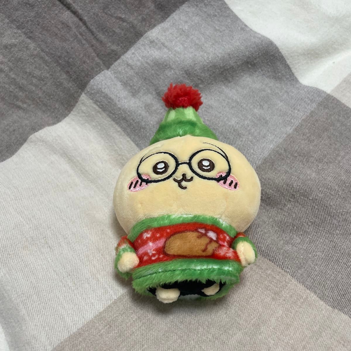 ちいかわ ハッピーホリデーなマスコット うさぎ サンタ チキン ちいかわ ハッピーホリデーなマスコット うさぎ サンタ チキン